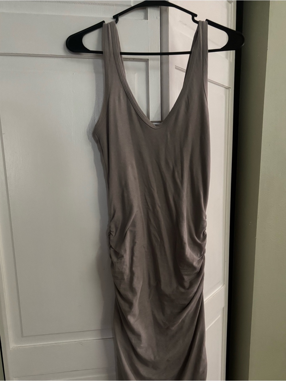 James Perse Sleeveless V-Neck Ruched Midi Dress - Gray